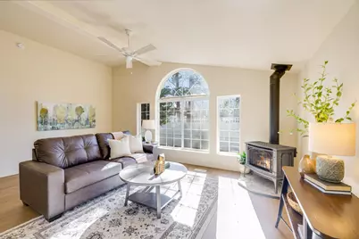 278 N Wheeler Loop, Sisters, OR 97759 - Photo 7