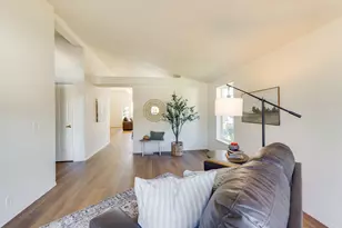 278 N Wheeler Loop, Sisters, OR 97759 - Photo 5