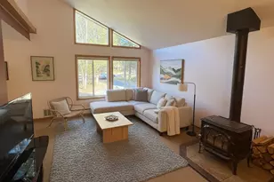 17285 Scaup Dr, Bend, OR 97707 - Photo 5