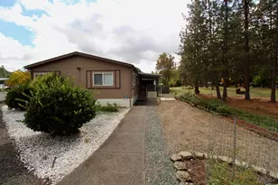 22071 Hwy 62, Shady Cove, OR 97539 - Photo 19