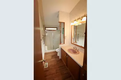 22071 Highway 62 # 52, Shady Cove, OR 97539 - Photo 17