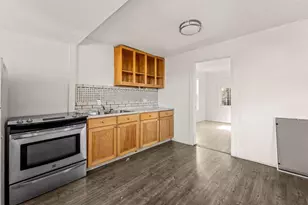 1049 Beatty St, Medford, OR 97501 - Photo 9
