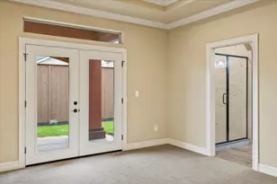 3027 Mt Thielsen Dr, Medford, OR 97504 - Photo 23