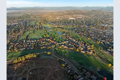 439 Quail Run #72, Eagle Point, OR 97524 - Photo 5