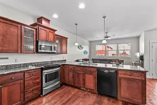 440 N 4th St, Jacksonville, OR 97530 - Photo 11