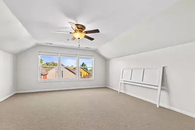 440 N Fourth Street #104, Jacksonville, OR 97530 - Photo 23