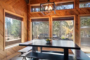 17905 Rhododendron Ln, Sunriver, OR 97707 - Photo 9