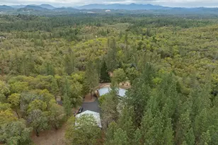 225 Lee Joy Dr, Grants Pass, OR 97526 - Photo 45