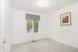 225 Lee Joy Dr, Grants Pass, OR 97526 - Photo 19