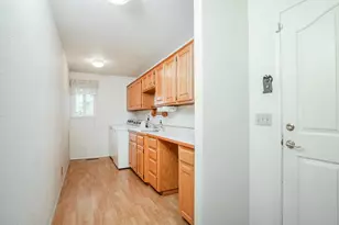 225 Lee Joy Dr, Grants Pass, OR 97526 - Photo 15