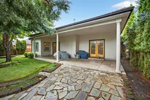 220 Pine Lake Dr, Eagle Point, OR 97524 - Photo 39