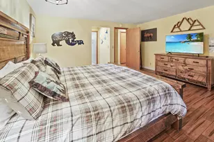 17704 Rogue Ln, Sunriver, OR 97707 - Photo 11