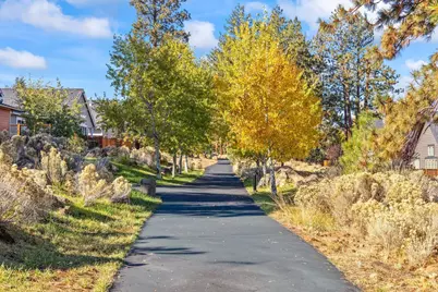 1094 E Horse Back Trail, Sisters, OR 97759 - Photo 37
