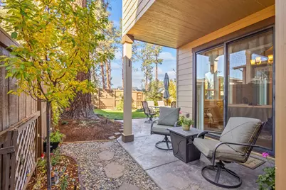 1094 E Horse Back Trail, Sisters, OR 97759 - Photo 33