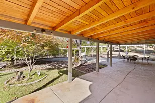 395 Robleda Dr, Central Point, OR 97502 - Photo 49