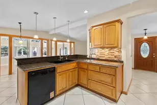 395 Robleda Dr, Central Point, OR 97502 - Photo 21