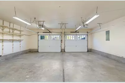 1089 Brookdale Avenue, Medford, OR 97504 - Photo 31