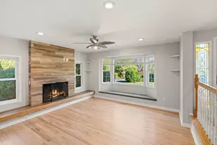 1089 Brookdale Ave, Medford, OR 97504 - Photo 9