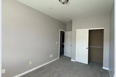 341 Englemann Lane, Medford, OR 97501 - Photo 33