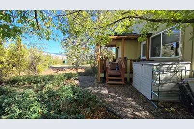 488 Crowson Road, Ashland, OR 97520 - Photo 3