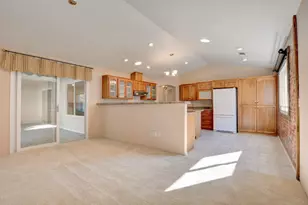 602 Summerwood Dr, Medford, OR 97504 - Photo 19