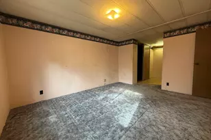 61060 Kings Ln, Bend, OR 97702 - Photo 13