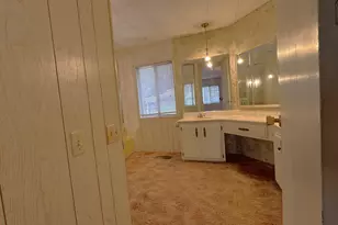 61060 Kings Ln, Bend, OR 97702 - Photo 15