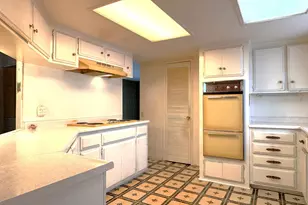 61060 Kings Ln, Bend, OR 97702 - Photo 7