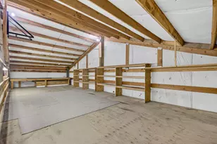 1185 NW 35th St, Redmond, OR 97756 - Photo 25