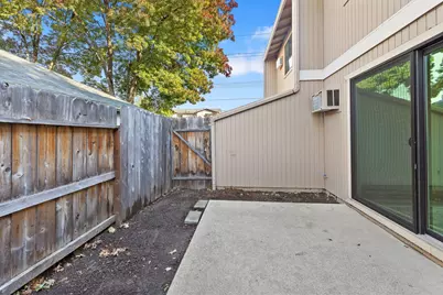 1004 SE Camelot Drive, Grants Pass, OR 97526 - Photo 19