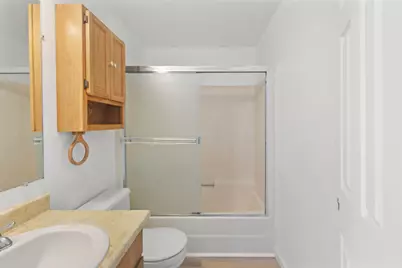 1004 SE Camelot Drive, Grants Pass, OR 97526 - Photo 11