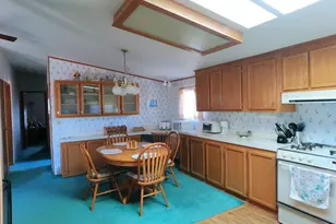 12705 SW Airfield Ln, Culver, OR 97734 - Photo 11