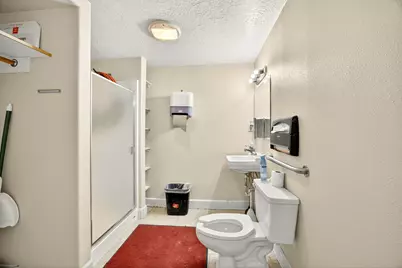 3100 Merriman Road, Medford, OR 97501 - Photo 13