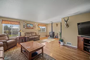 16255 Paulina View Rd, La Pine, OR 97739 - Photo 17