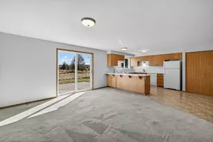 9413 SW Meadow Rd, Terrebonne, OR 97760 - Photo 11