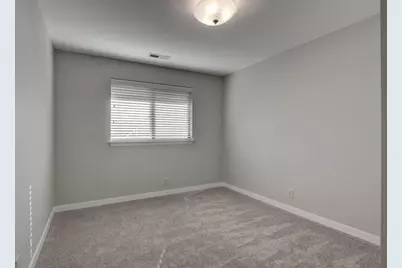 349 Tan Oak Drive, Medford, OR 97504 - Photo 23