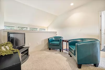 10952 Village Loop, Redmond, OR 97756 - Photo 33