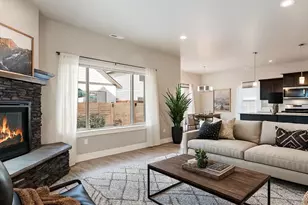 20606 SE Slate Ave, Bend, OR 97702 - Photo 3