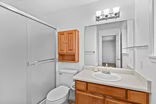 851 Juanita Way, Central Point, OR 97502 - Photo 17