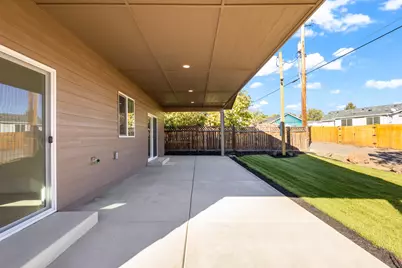 137 SE 16th Street, Madras, OR 97741 - Photo 27