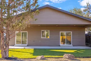 137 SE 16th St, Madras, OR 97741 - Photo 31