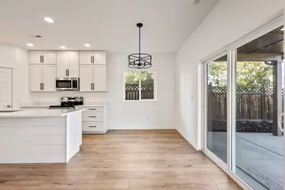 137 SE 16th Street, Madras, OR 97741 - Photo 11