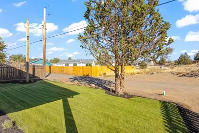 137 SE 16th Street, Madras, OR 97741 - Photo 29