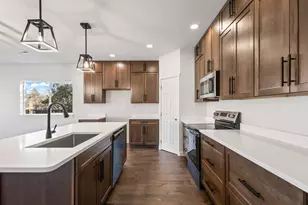 147 SE 16th St, Madras, OR 97741 - Photo 13