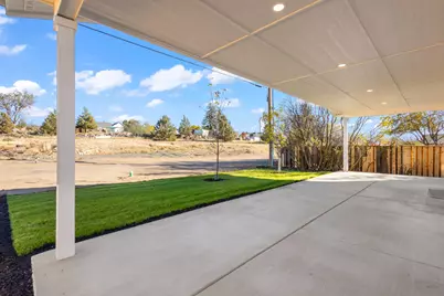 147 SE 16th Street, Madras, OR 97741 - Photo 33