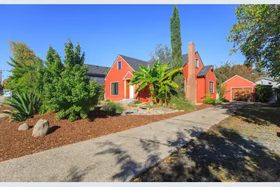 832 Dakota Avenue, Medford, OR 97501 - Photo 3