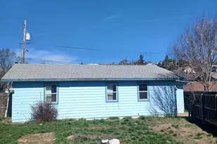 806 N 2nd St, Klamath Falls, OR 97601 - Photo 5