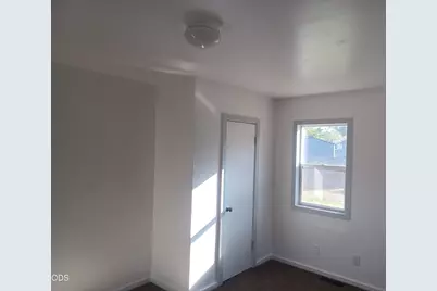 806 N 2nd Street, Klamath Falls, OR 97601 - Photo 17