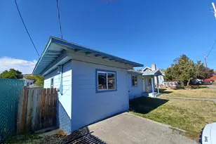 806 N 2nd St, Klamath Falls, OR 97601 - Photo 25