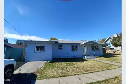 806 N 2nd Street, Klamath Falls, OR 97601 - Photo 3